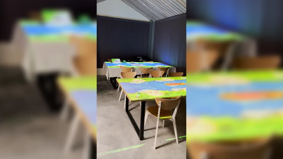 光復新村投影餐桌專案圖片 1